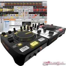 MixVibes Umix Control Pro DJ Controller Interfaccia audio integrata e CROSS DJ