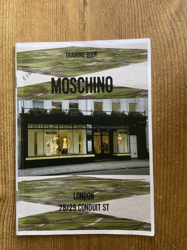 Ultra rare moschino london - moschino,