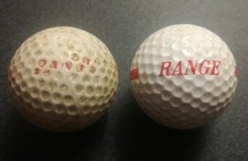 DUE PALLINE DA GOLF - COLORE BIANCO - UNA E' CON ASPETTO VISSUTO