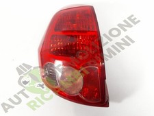 1ZRFE FANALE POST. DX. TOYOTA AURIS «I» (2007) 1.6 VVTi, 16v. Berlina, 5 p. d...