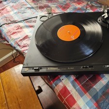Pioneer PL-590 Turntable