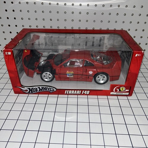 Hot wheels j2957 ferrari - ferrari, 40