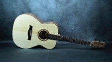 Chitarra acustica di liuteria  Boria Guitars OM size NUOVA preamplificata