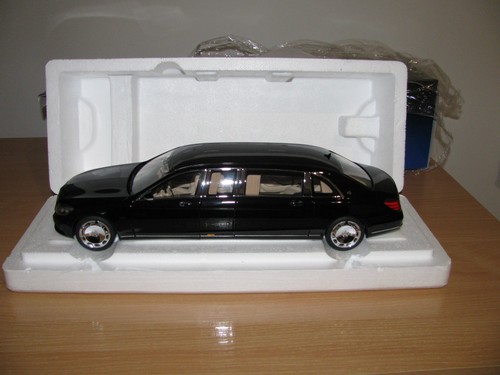 Autoart mercedes maybach - 1:18, mercedes-maybach