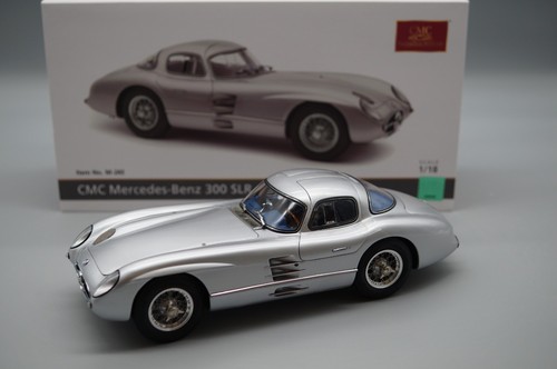 Mercedes benz 300 - 1/18,