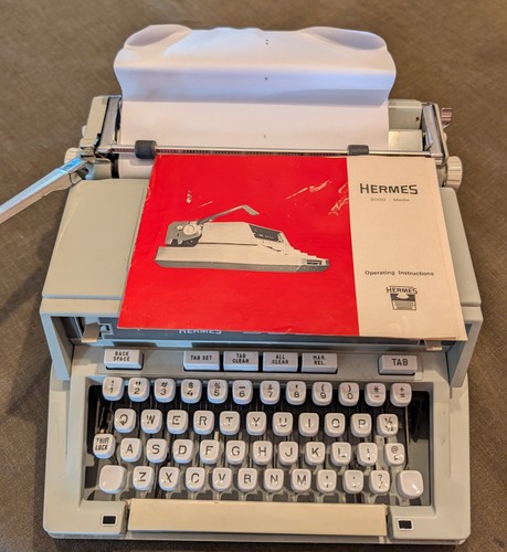 Macchina scrivere portatile - scrivere,
