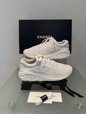 Sneakers basse Chanel bianche