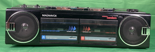 Cassetta radio portatile