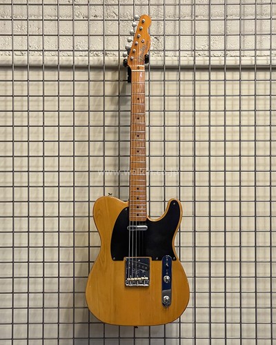 Chitarra elettrica usata