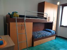 camera ragazzi a soppalco con 2 letti,+ terzo letto singolo.