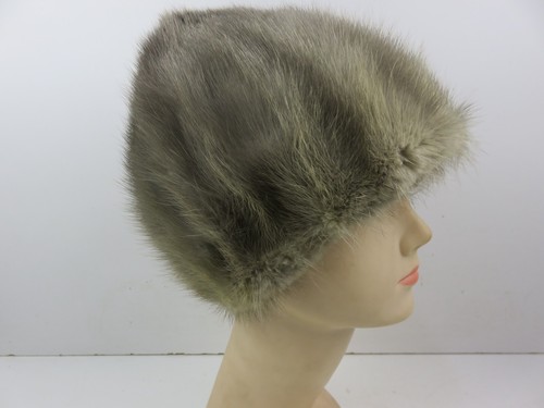Vecchio cappello pelliccia - vecchio, in