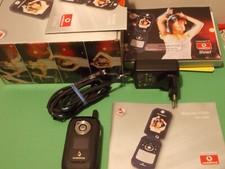 CELLULARE DA COLLEZIONE - MOTOROLA V 1050 - FUNZIONANTE + SCATOLA