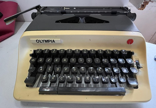 Macchina scrivere olympia - macchina,