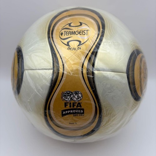 Adidas teamgeist 2006 world - teamgeist,