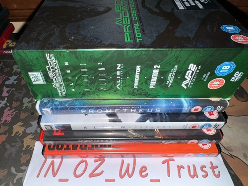 Alien predator collection - /,