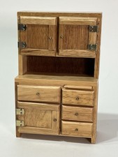 Casa delle bambole in