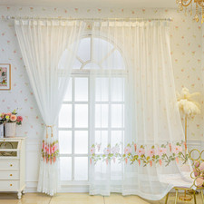 Tenda per finestra in tulle