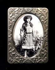 Miss Annie Oakley colore