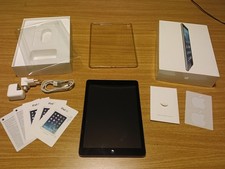 Apple iPad Air (1st Generation) A1474 32 GB, Wi-Fi, 9.7 pollici - Boxato Testato