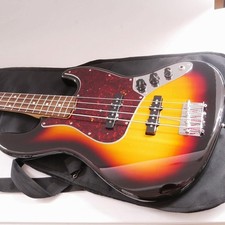 (Fender Japan) Basso Jazz