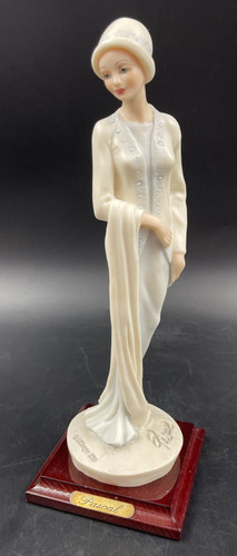 Statuetta statua figura - statuetta,