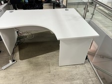 Scrivania ufficio angolare
