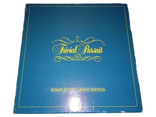 Trivial pursuit set - pursuit,