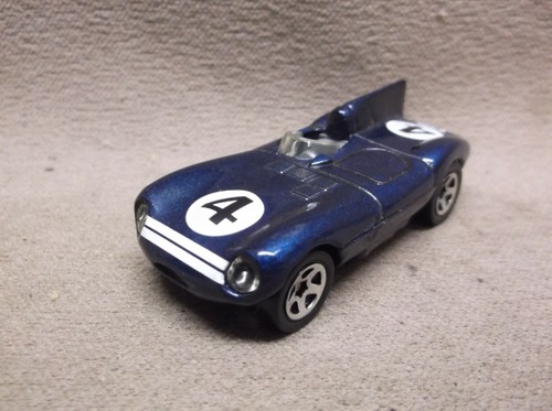 101 loose hot wheels - hot, blue