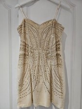 Abito con perline stile gatsby