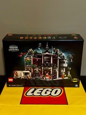 LEGO 76300 Arkham Asylum