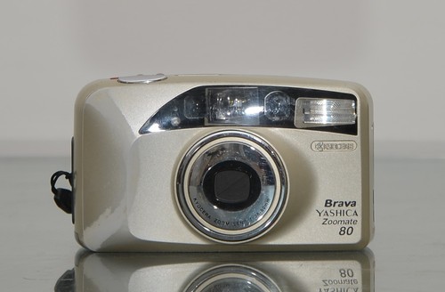 Yashica brava zoomate - brava, 80