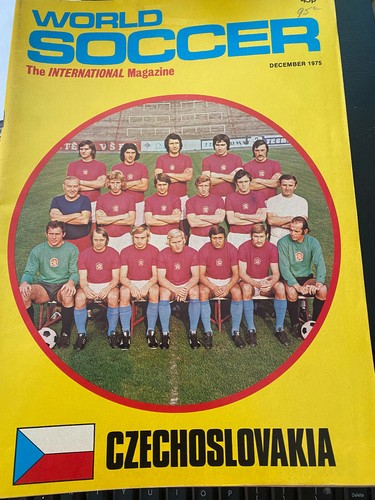 World soccer december 1975 - december,