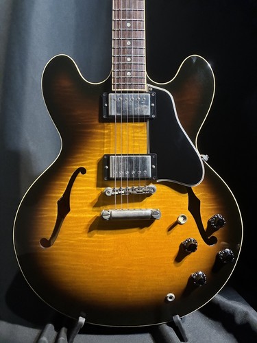 Gibson 335 reissue - reissue, vs