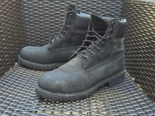 (J045 A17) Timberland Boots