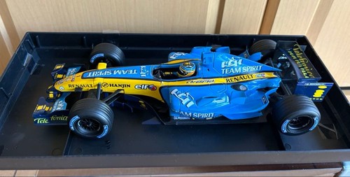 Mattel hot wheels renault - mattel,