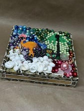 Vintage Art Collage Trinket