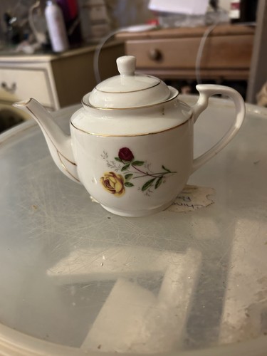 Unknown small teapot with - teapot,