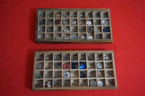 Lotto scatole ricambi vari - lotto,