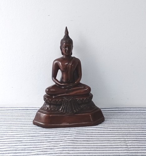 Vintage sitting buddha - vintage, statue