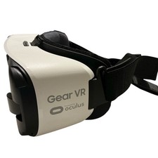 Samsung Gear VR Powered by Oculus, Auricolare Bianco per Realtà Virtuale, SM-R325