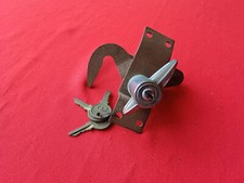 CHIUSURA COFANO ANTERIORE CON CHIAVE  FIAT TOPOLINO A, B ACCESSORIO