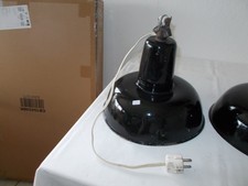 Vecchia lampada smaltata