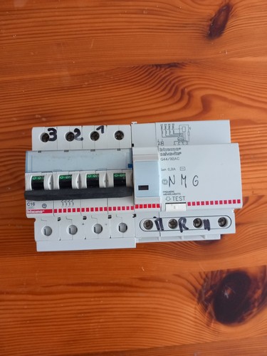 Interuttore magnetotemico - interuttore,