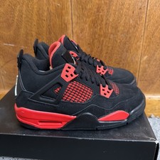 Jordan 4 Red Thunder taglia