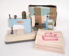 Macchina da cucire ROSSELLA