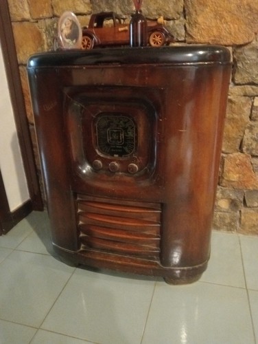 Radio epoca con - radio,