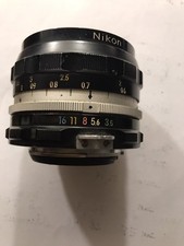 Nikon Nikkor-H Auto 1:3,5