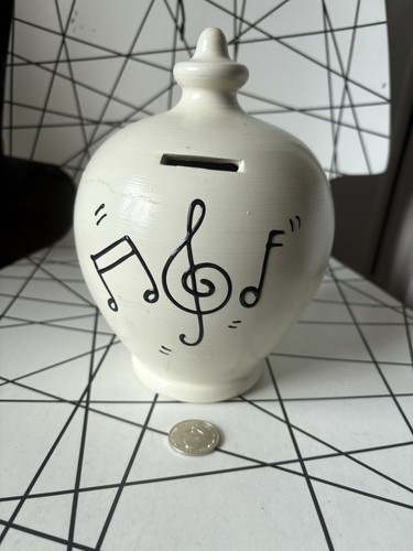 Terramundi cream music note
