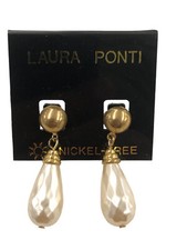 ORECCHINI PENDENTI METALLO ORO E PERLA BIGIOTTERIA VINTAGE ANNI 70-90 CM 3,5