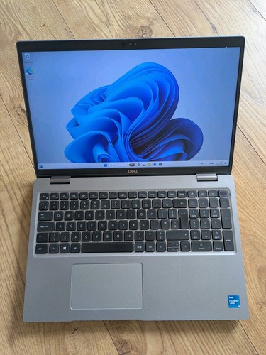 Dell latitude 5520 - 5520, core